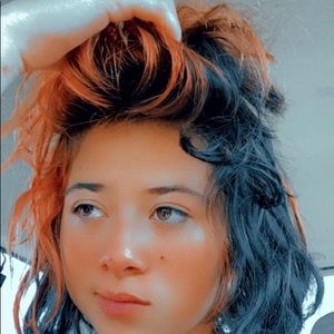 Meet your Posher, Mercedez